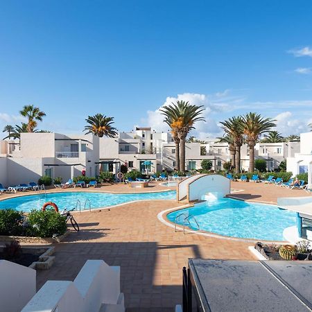 Homeforguest Apartamento 13 Con Terraza Y Piscina En Corralejo Kültér fotó