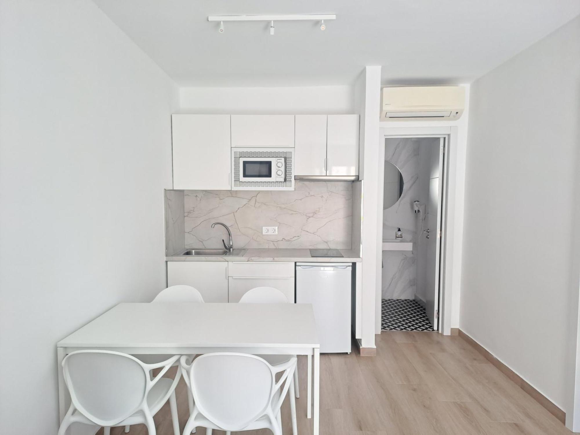 Homeforguest Apartamento 13 Con Terraza Y Piscina En Corralejo Kültér fotó